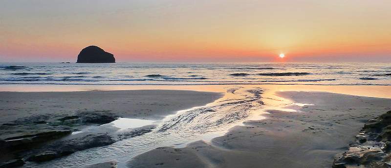 Trebarwith Strand Sunset.jpg - Beginners